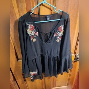 Torrid 3 Sheer Tunic Top
